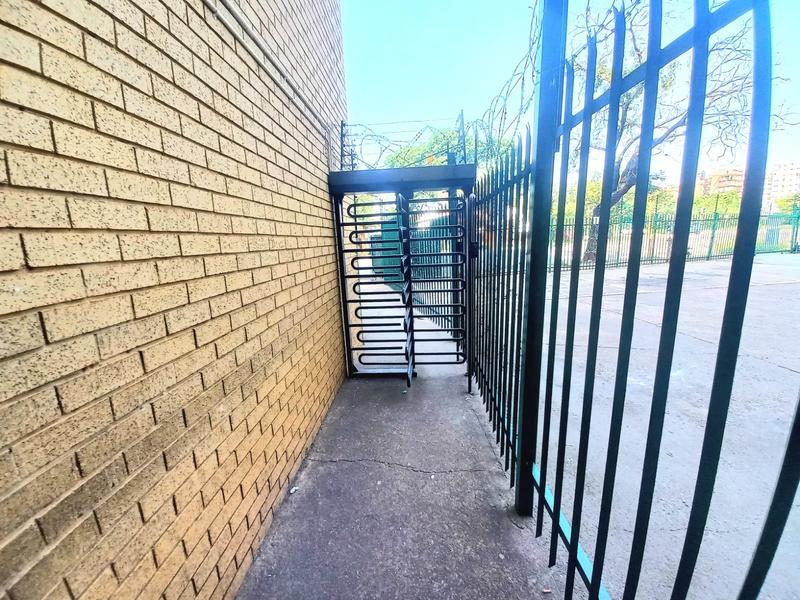 5 Bedroom Property for Sale in Sunnyside Gauteng