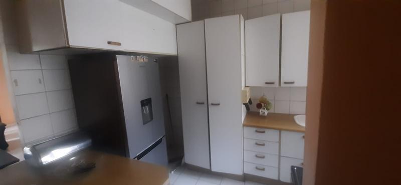 2 Bedroom Property for Sale in Sunnyside Gauteng