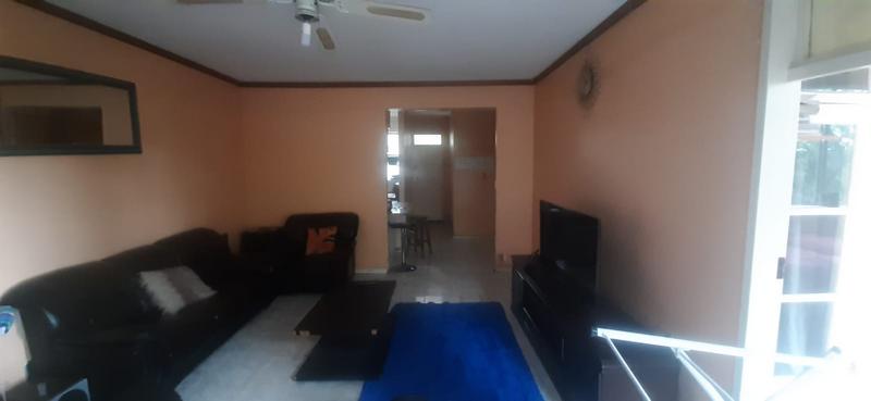 2 Bedroom Property for Sale in Sunnyside Gauteng