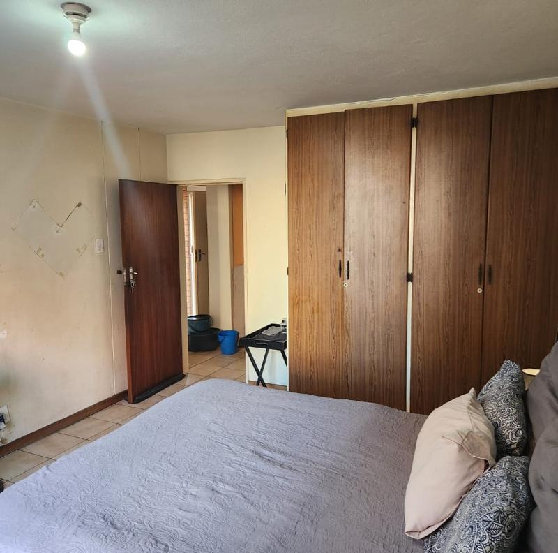 2 Bedroom Property for Sale in Sunnyside Gauteng
