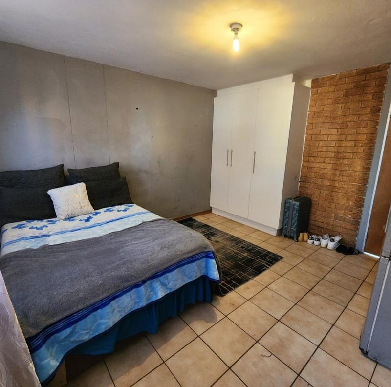 2 Bedroom Property for Sale in Sunnyside Gauteng