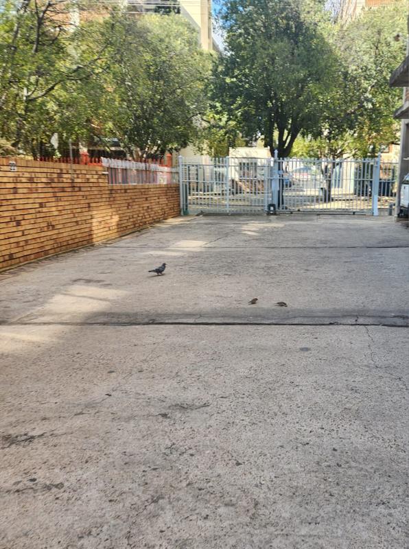 1 Bedroom Property for Sale in Sunnyside Gauteng