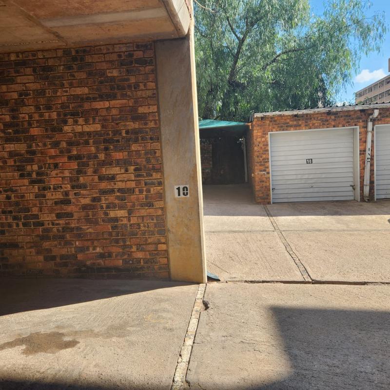 1 Bedroom Property for Sale in Sunnyside Gauteng