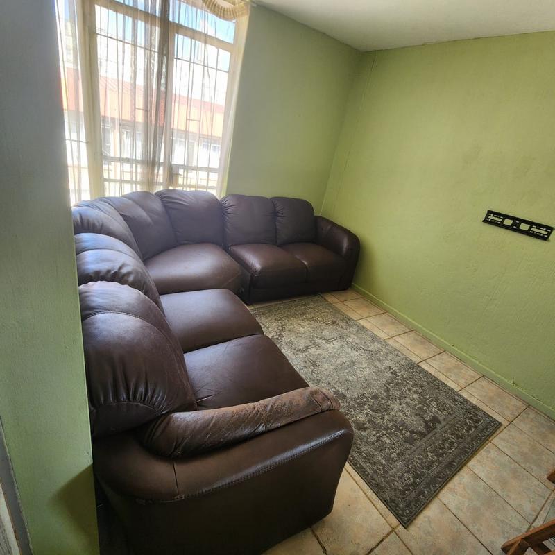 1 Bedroom Property for Sale in Sunnyside Gauteng