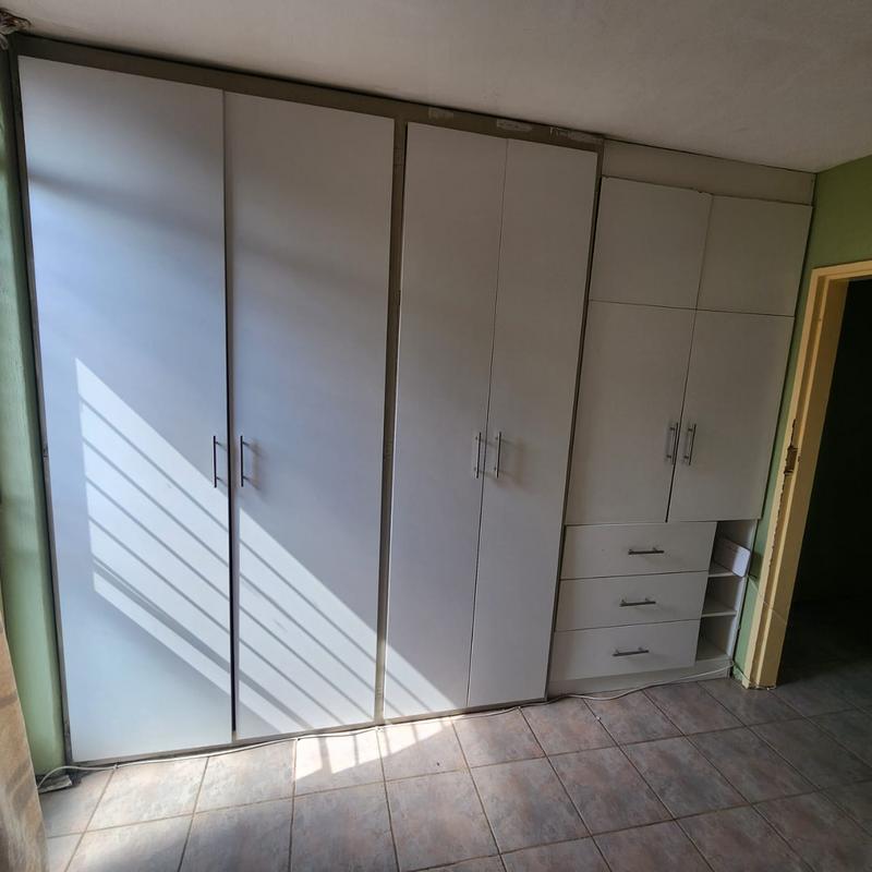 1 Bedroom Property for Sale in Sunnyside Gauteng