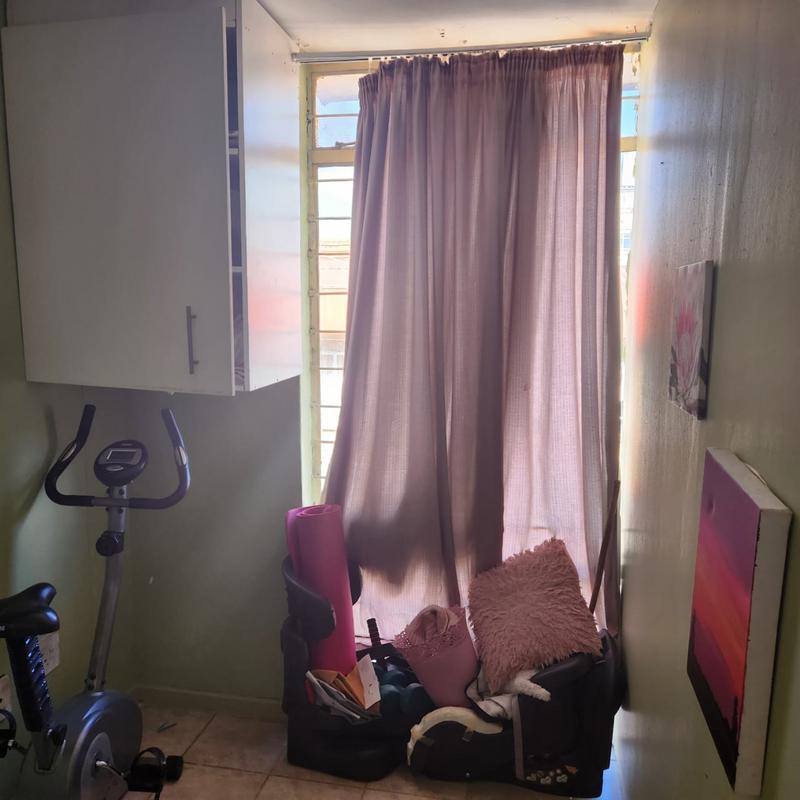 1 Bedroom Property for Sale in Sunnyside Gauteng