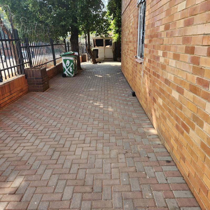 1 Bedroom Property for Sale in Sunnyside Gauteng