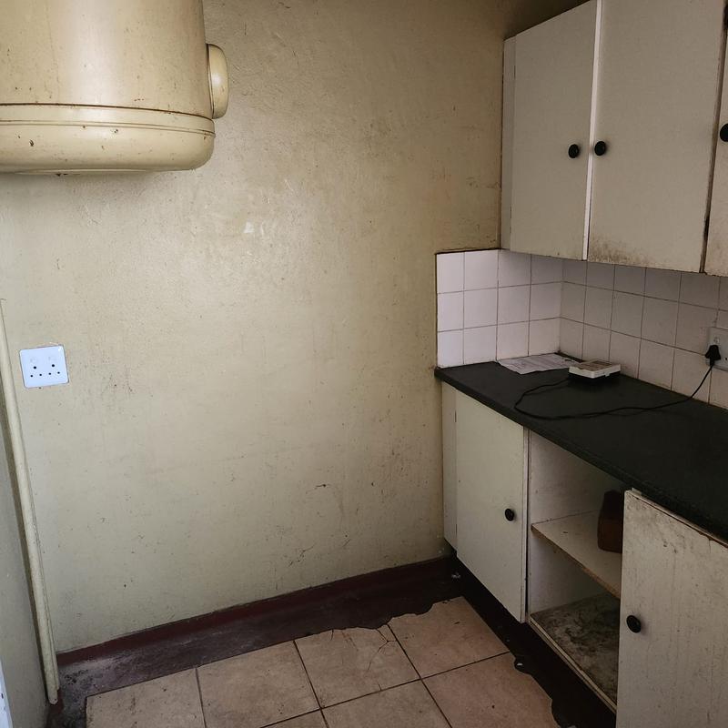 1 Bedroom Property for Sale in Sunnyside Gauteng
