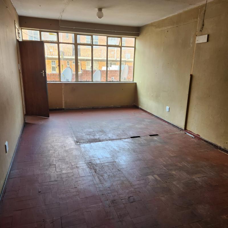 1 Bedroom Property for Sale in Sunnyside Gauteng