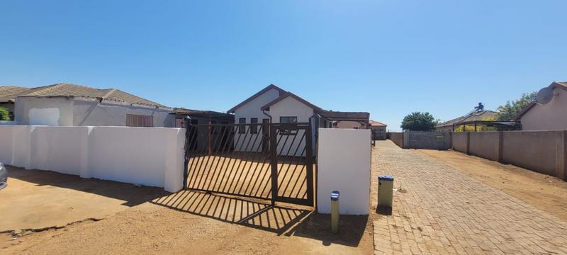 2 Bedroom Property for Sale in Soshanguve East Gauteng