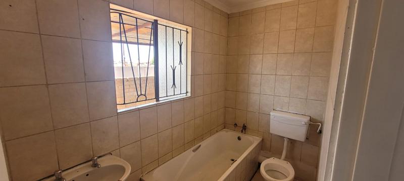 2 Bedroom Property for Sale in Soshanguve East Gauteng