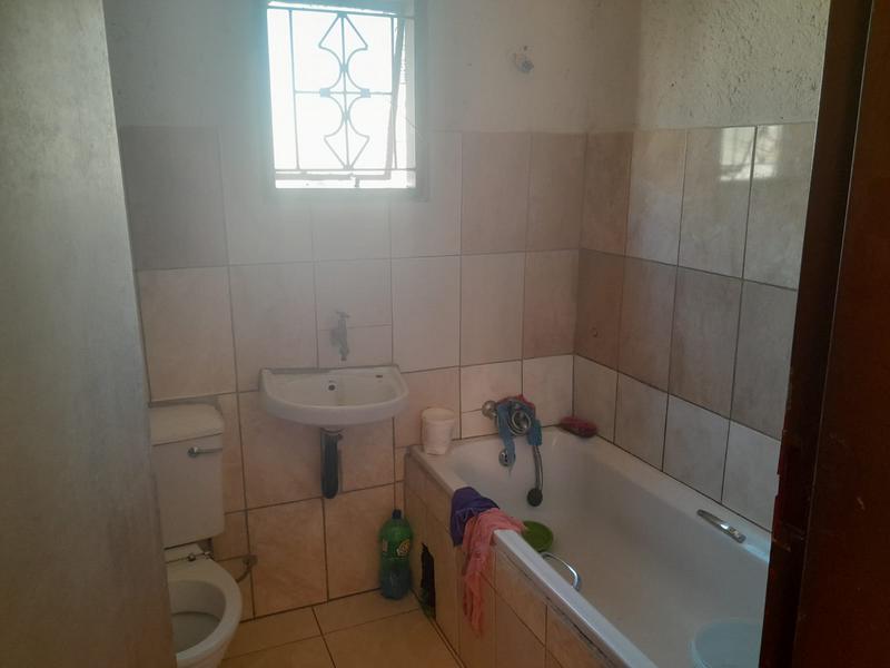2 Bedroom Property for Sale in Soshanguve East Gauteng