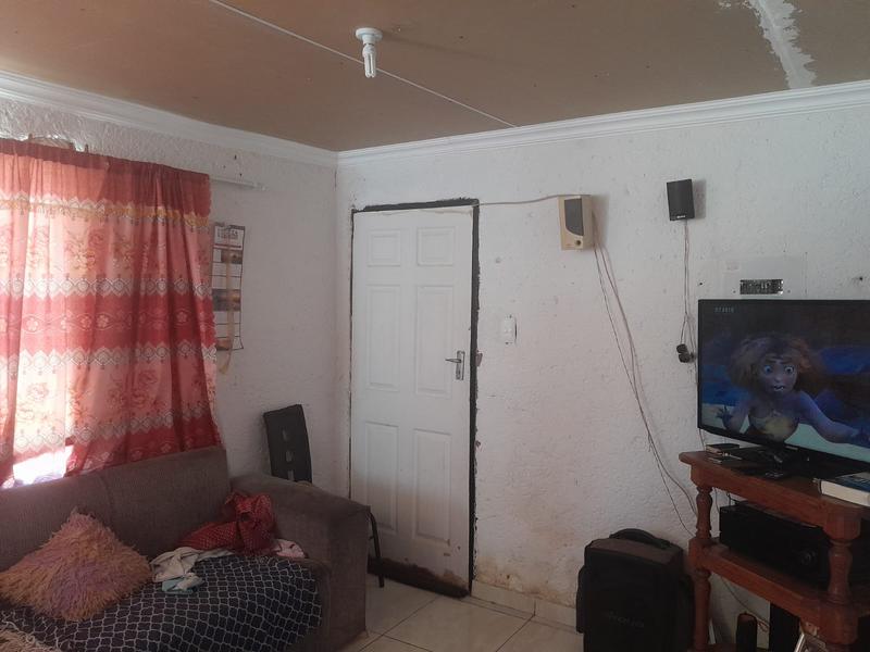 2 Bedroom Property for Sale in Soshanguve East Gauteng