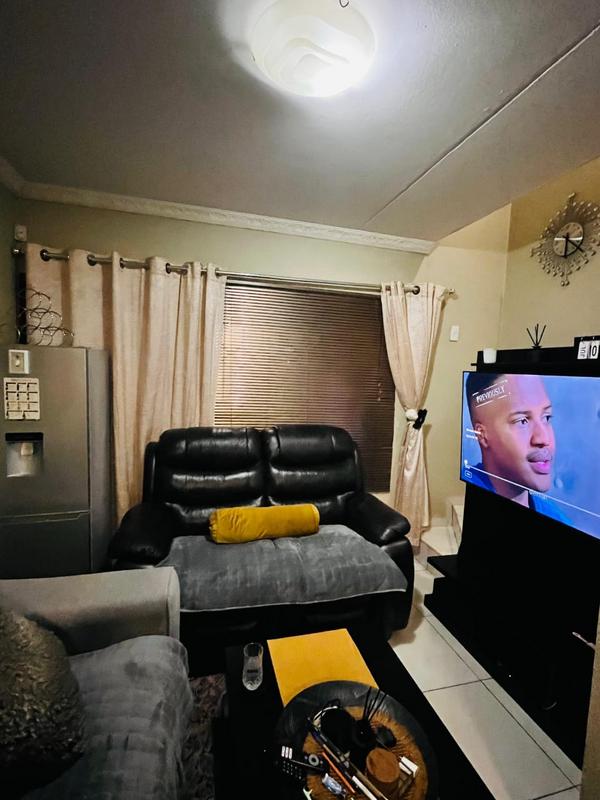 2 Bedroom Property for Sale in Soshanguve VV Gauteng
