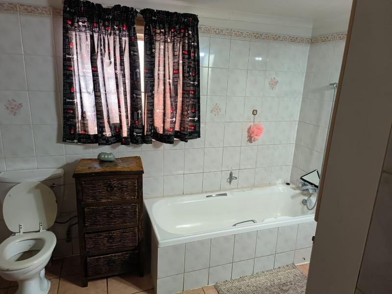 3 Bedroom Property for Sale in Mullerstuine Gauteng