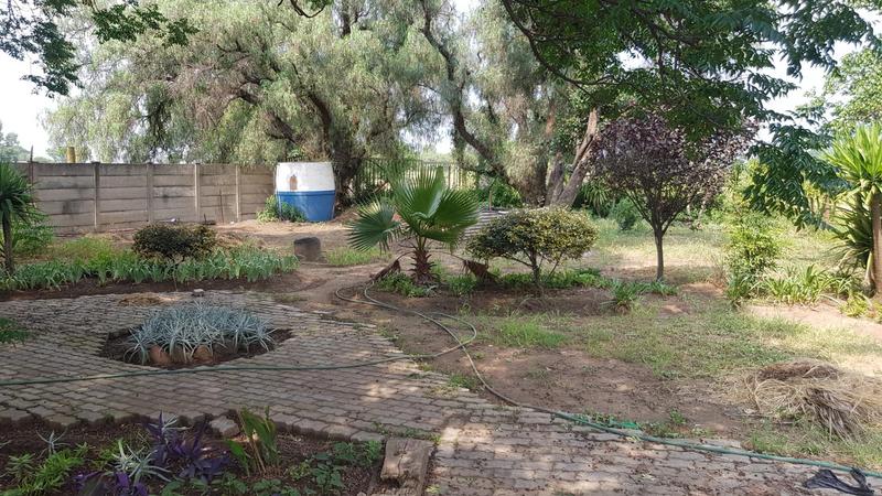 0 Bedroom Property for Sale in Theoville Gauteng