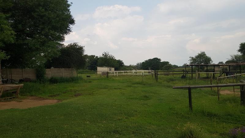 3 Bedroom Property for Sale in Theoville Gauteng
