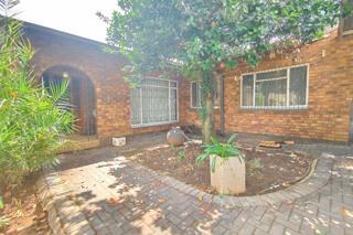 3 Bedroom Property for Sale in Vanderbijlpark Sw 2 Gauteng