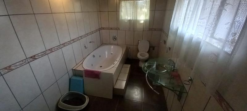 4 Bedroom Property for Sale in Duncanville Gauteng