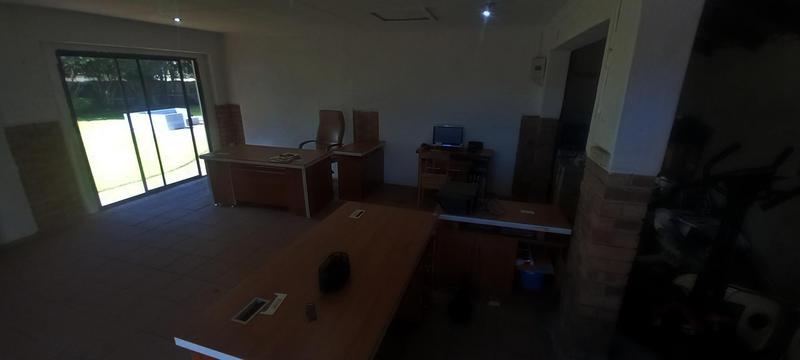 5 Bedroom Property for Sale in Three Rivers Gauteng