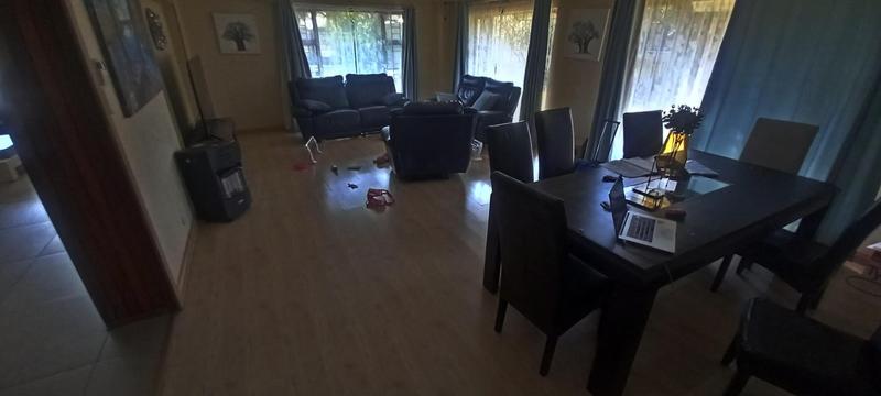 5 Bedroom Property for Sale in Three Rivers Gauteng