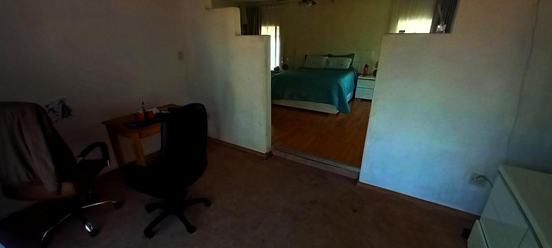 5 Bedroom Property for Sale in Three Rivers Gauteng