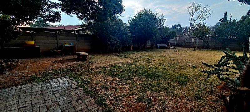 3 Bedroom Property for Sale in Unitas Park Gauteng