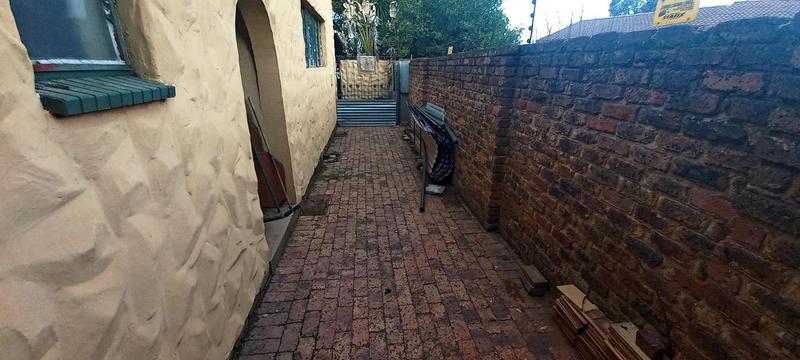 3 Bedroom Property for Sale in Unitas Park Gauteng