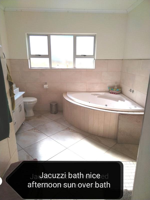 3 Bedroom Property for Sale in Vaaloewer Gauteng