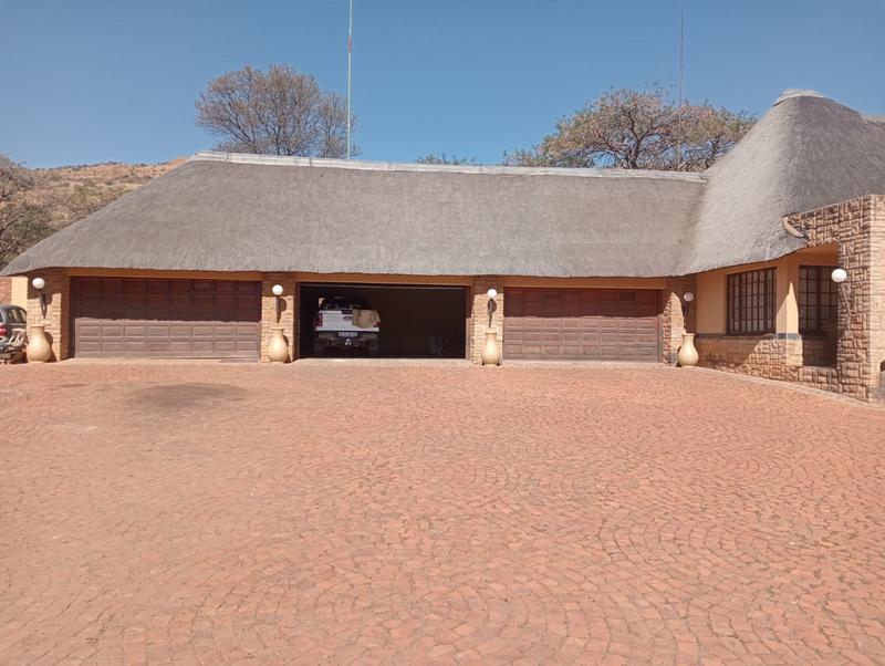 4 Bedroom Property for Sale in Boekenhoutskloof and surround Gauteng