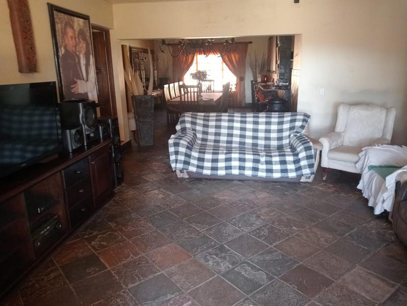 4 Bedroom Property for Sale in Boekenhoutskloof and surround Gauteng