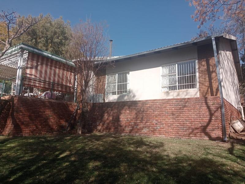 6 Bedroom Property for Sale in Boekenhoutskloof and surround Gauteng