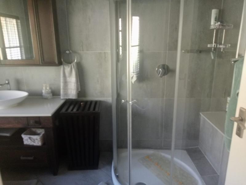 6 Bedroom Property for Sale in Boekenhoutskloof and surround Gauteng