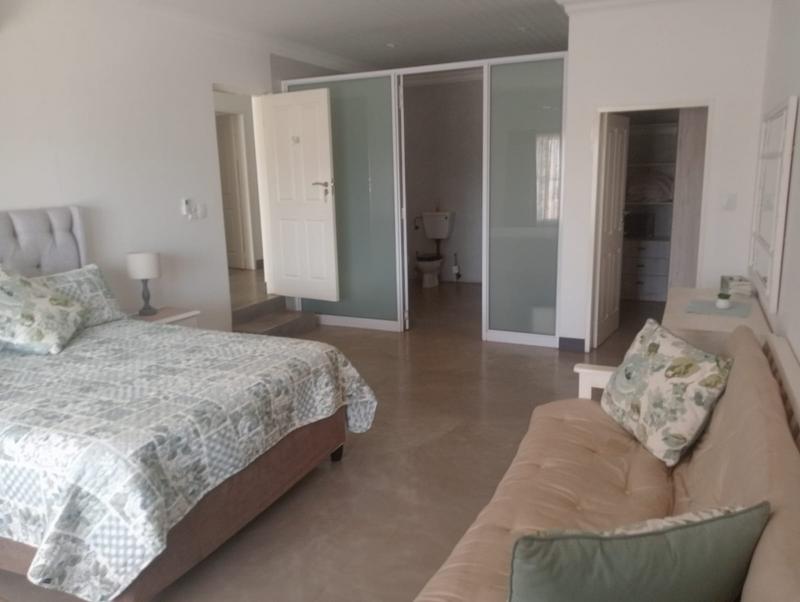 6 Bedroom Property for Sale in Boekenhoutskloof and surround Gauteng