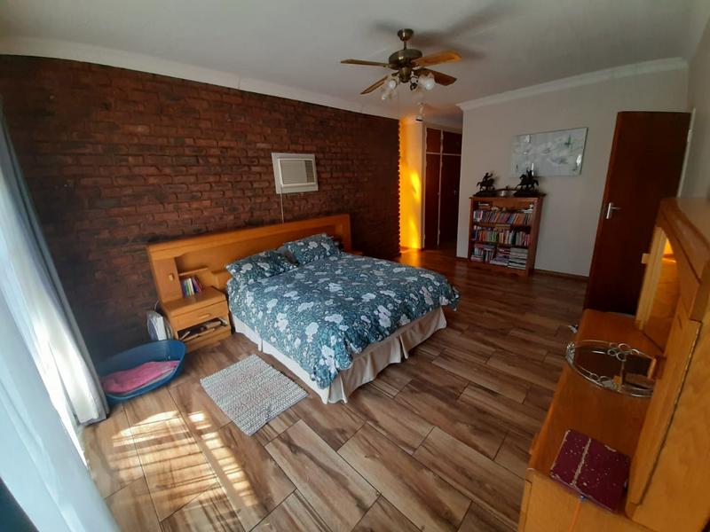 4 Bedroom Property for Sale in Kameeldrift West Gauteng