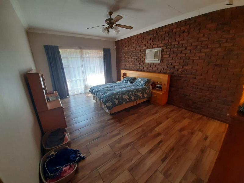 4 Bedroom Property for Sale in Kameeldrift West Gauteng