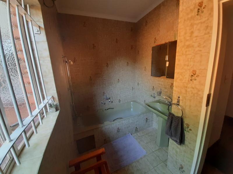 4 Bedroom Property for Sale in Kameeldrift West Gauteng