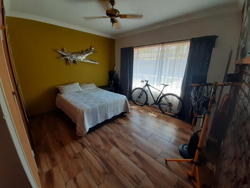 4 Bedroom Property for Sale in Kameeldrift West Gauteng