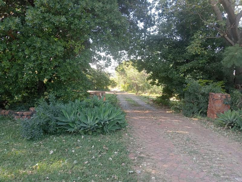 4 Bedroom Property for Sale in Kameeldrift West Gauteng