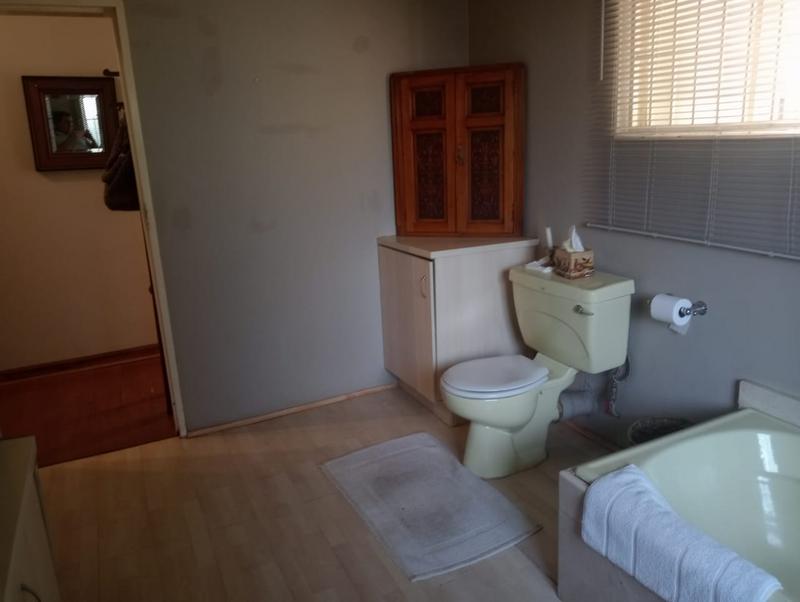 4 Bedroom Property for Sale in Kameeldrift West Gauteng