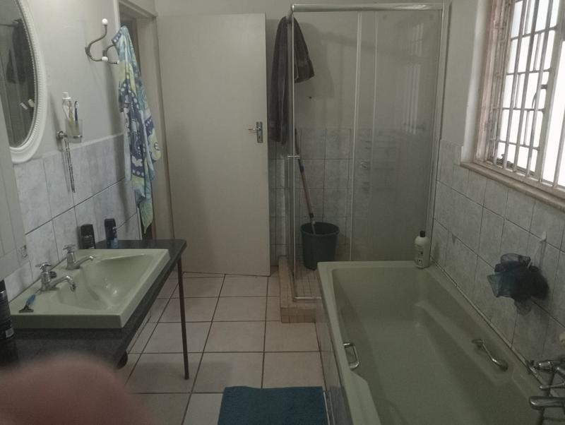 4 Bedroom Property for Sale in Kameeldrift West Gauteng