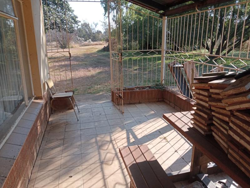 3 Bedroom Property for Sale in Kameeldrift West Gauteng