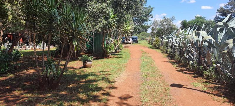 4 Bedroom Property for Sale in Haakdoornboom Gauteng