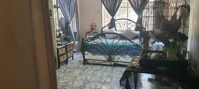 4 Bedroom Property for Sale in Haakdoornboom Gauteng