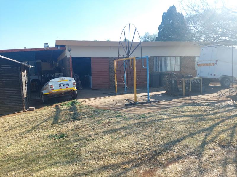 3 Bedroom Property for Sale in Haakdoornboom Gauteng