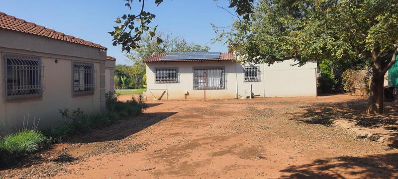 3 Bedroom Property for Sale in Lusthof Gauteng