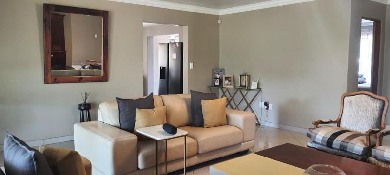 3 Bedroom Property for Sale in Lusthof Gauteng