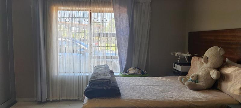 3 Bedroom Property for Sale in Lusthof Gauteng