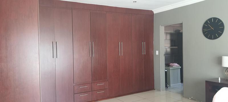 3 Bedroom Property for Sale in Lusthof Gauteng