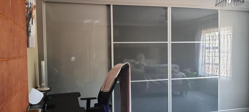 3 Bedroom Property for Sale in Lusthof Gauteng